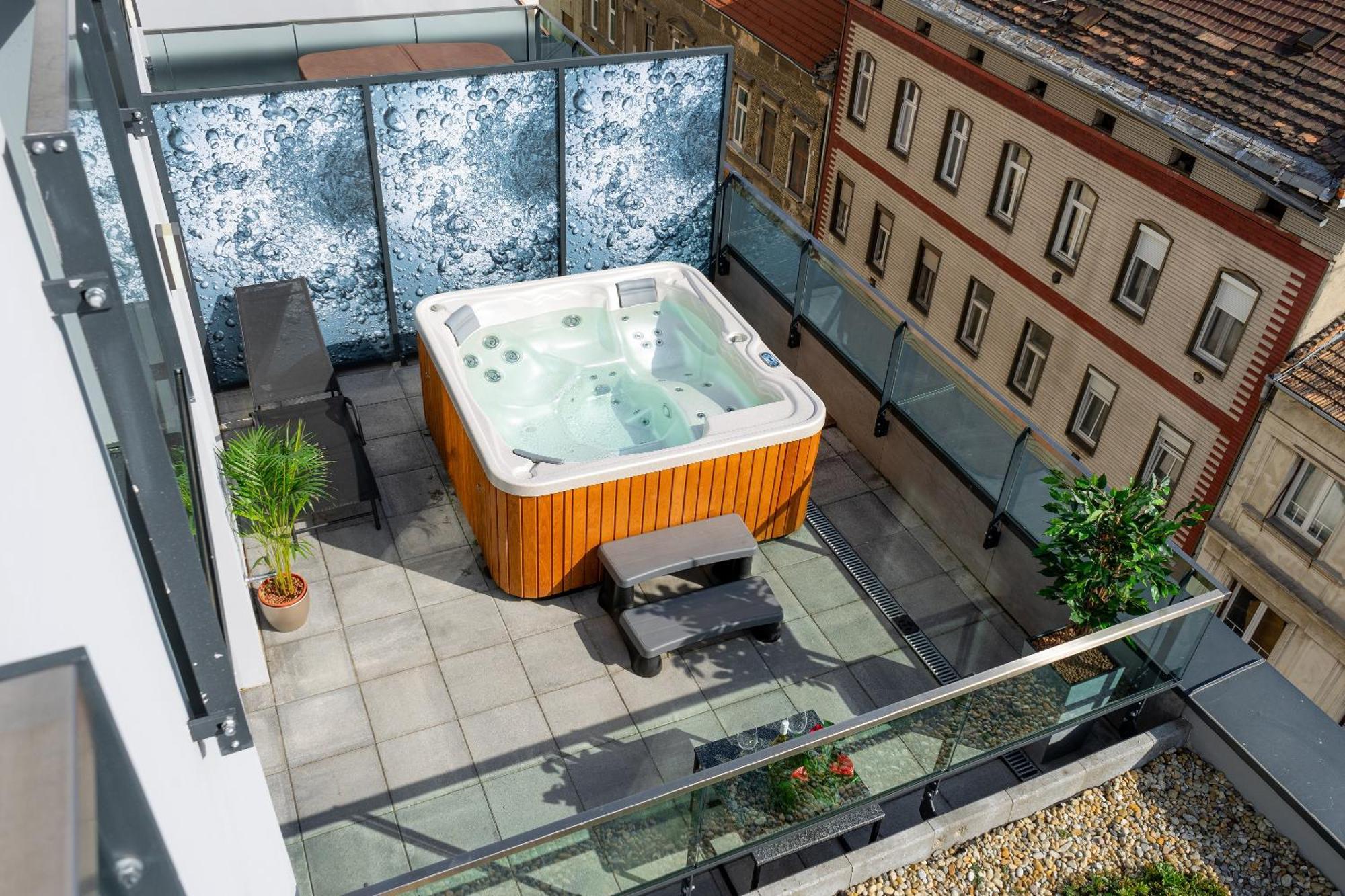 Onyx Luxury Budapest Eksteriør billede