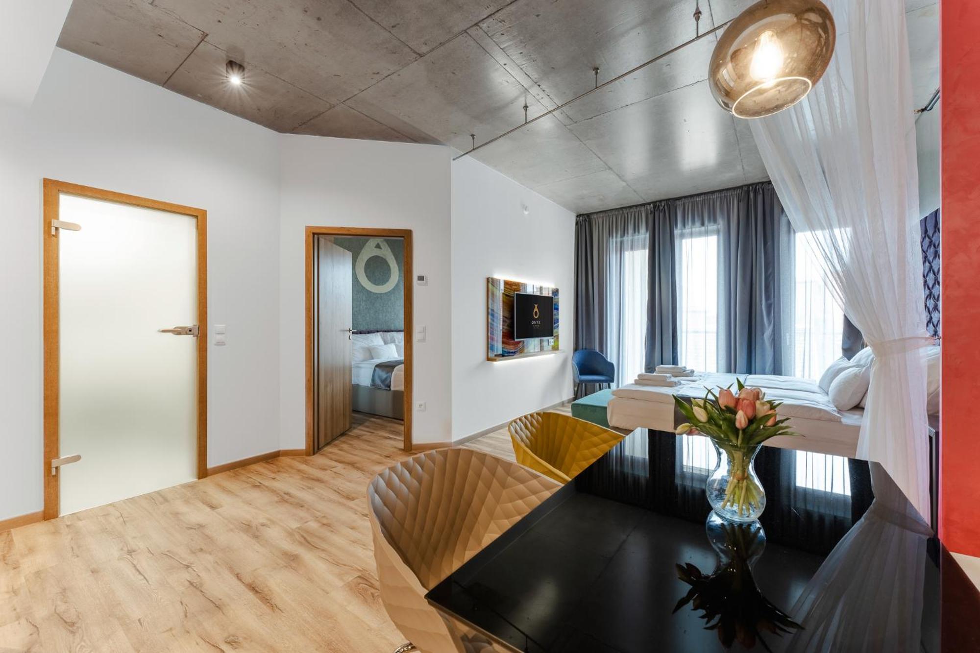 Onyx Luxury Budapest Eksteriør billede