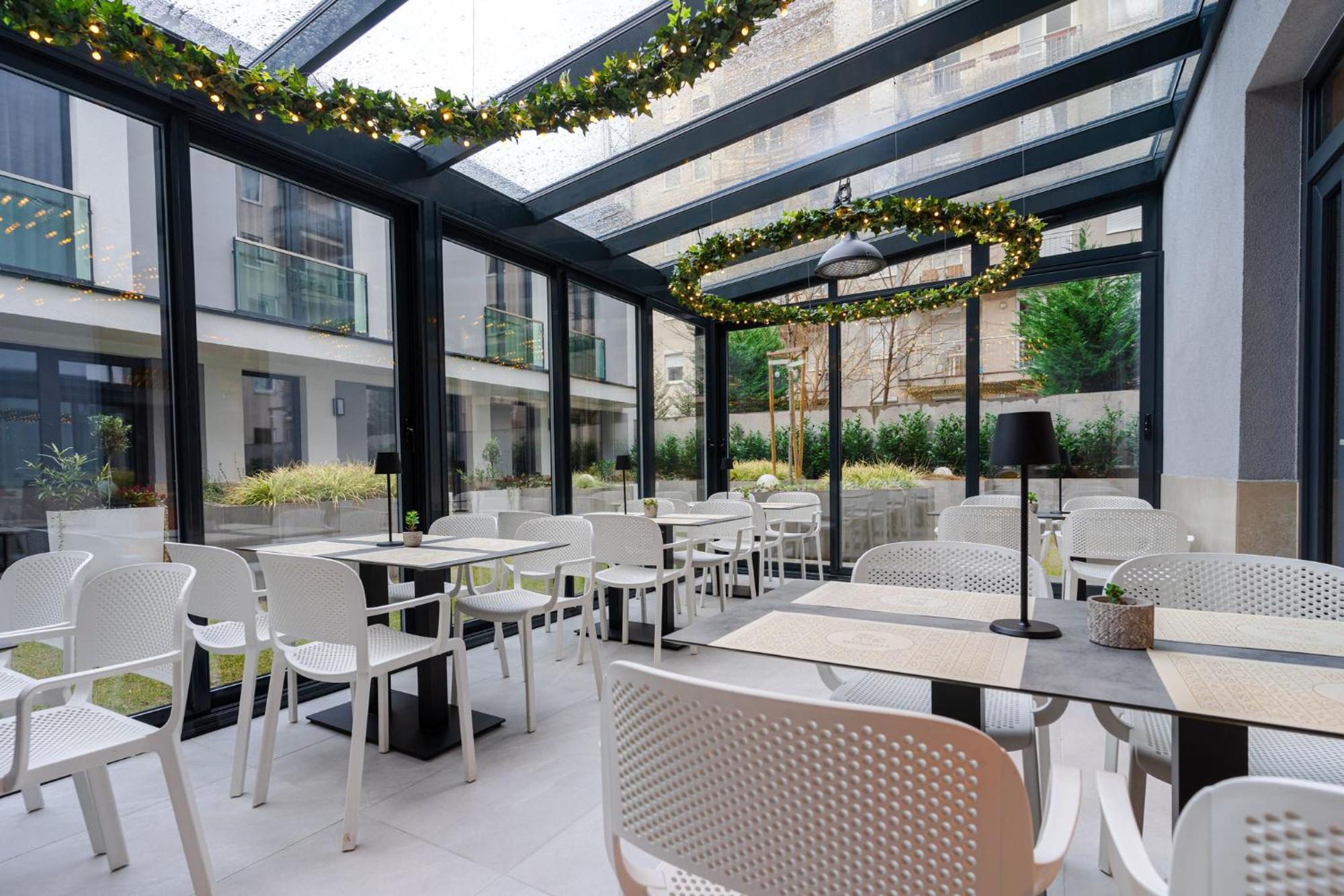 Onyx Luxury Budapest Eksteriør billede